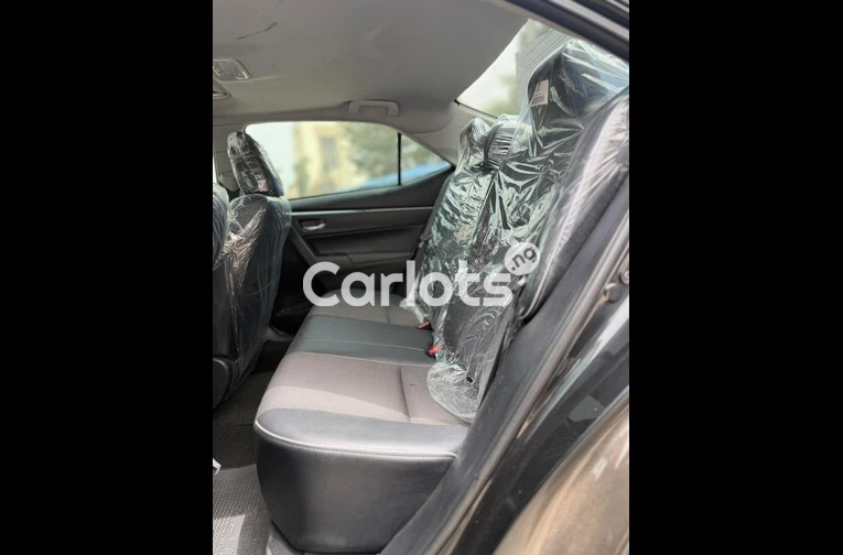 Foreign used Toyota Corolla Sport 2014 model for sale in Abuja, FCT - thumbnail 4