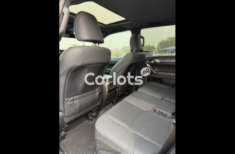 Foreign Used 2022 Lexus Gx460 - 6/7