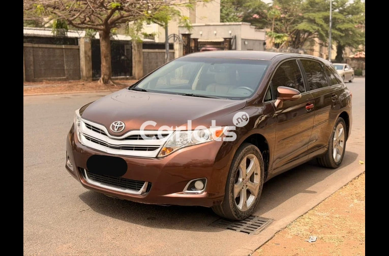 2013 TOYOTA VENZA for sale in Abuja, FCT - thumbnail 2