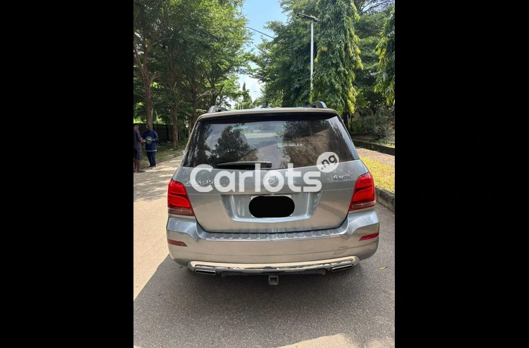 2013 MERCEDES BENZ GLK350 FULL OPTION for sale in Abuja, FCT - thumbnail 5