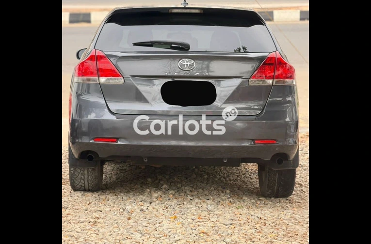 2010 TOYOTA VENZA FULL OPTION for sale in Abuja, FCT - thumbnail 5