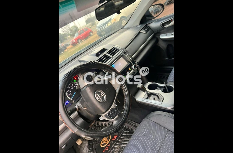 2013 TOYOTA CAMRY SE for sale in Abuja, FCT - thumbnail 3