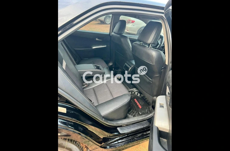 2013 TOYOTA CAMRY SE for sale in Abuja, FCT - thumbnail 5