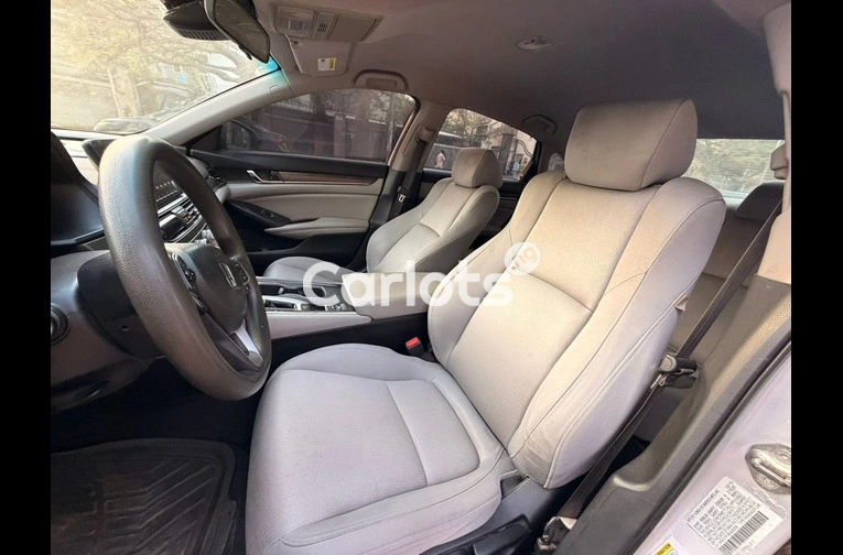 2019 KEYLESS HONDA ACCORD for sale in Abuja, FCT - photo 4 of 7
