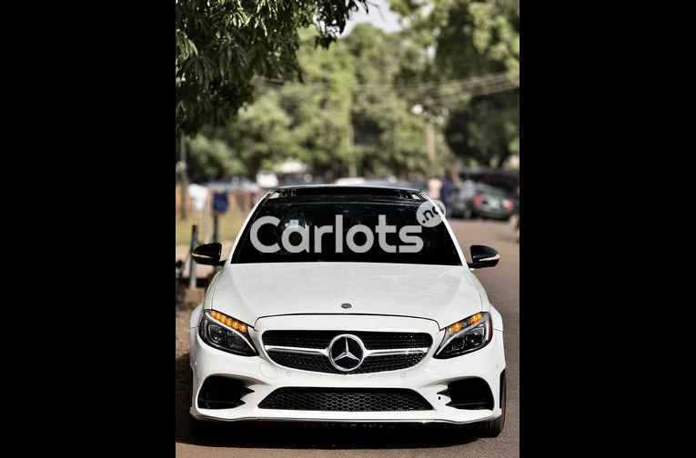 2016 MERCEDES BENZ C400 FULL OPTION AMG TRIM - 2/7