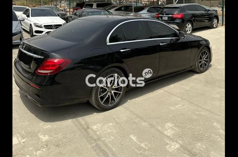 2017 MERCEDES BENZ E300 FULL OPTION for sale in Abuja, FCT - photo 5 of 7