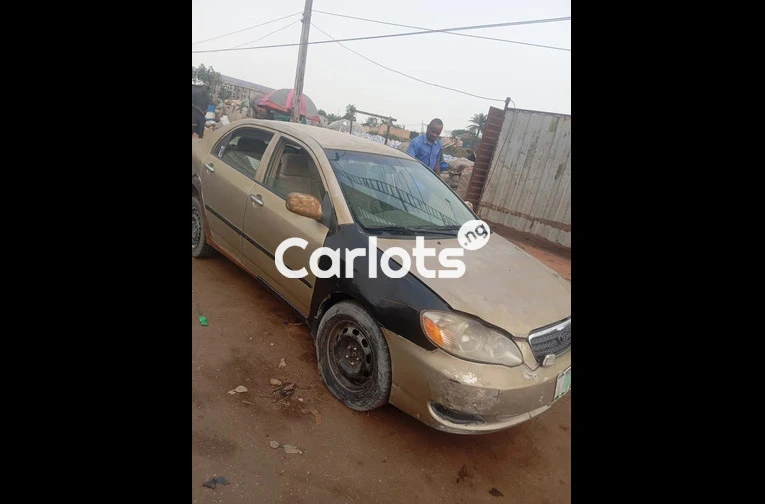 Cheap 2006 Toyota Corolla First Body