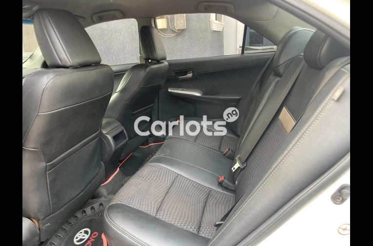 Nigerian Used 2013 TOYOTA CAMRY for sale in Abuja, FCT - photo 4 of 6