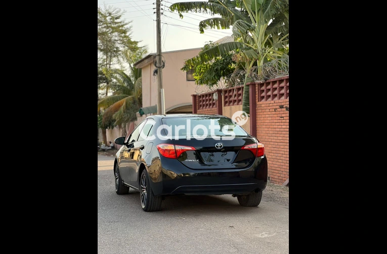 2015 TOYOTA COROLLA for sale in Kaduna, Kaduna - thumbnail 6