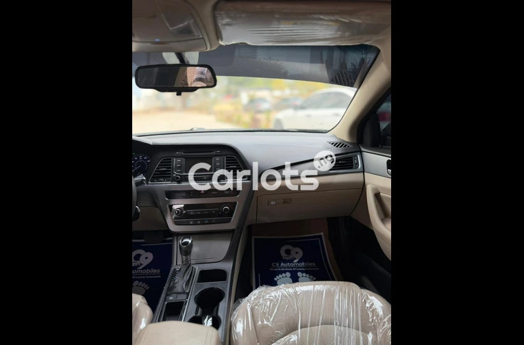 Foreign used 2015 Hyundai Sonata with custom duty for sale in Abuja, FCT - thumbnail 2