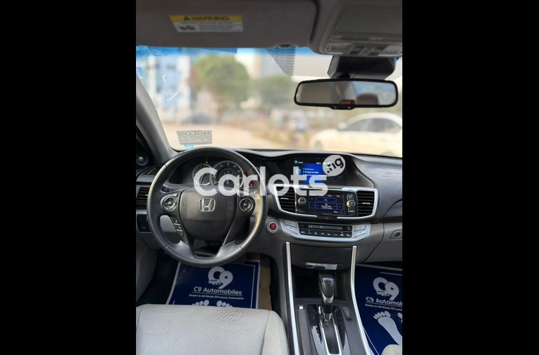 Foreign used Honda Accord 2015 model for sale in Abuja, FCT - photo 5 of 7