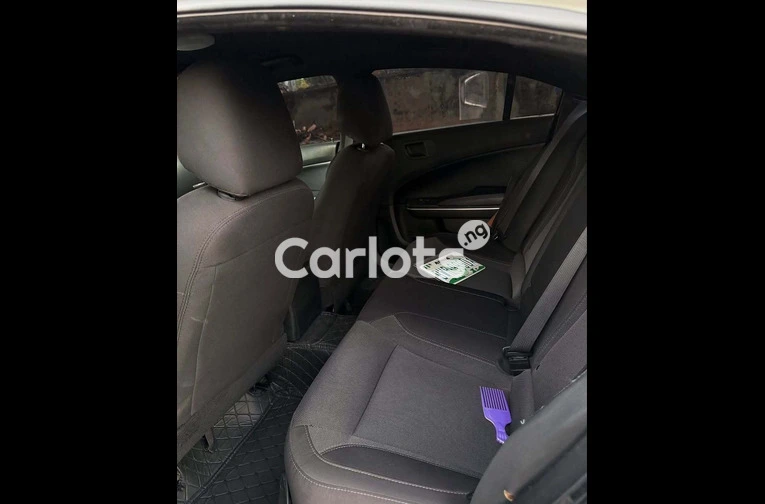 Foreign Used Dodge Charger 2020 for sale in Asokoro, FCT - thumbnail 6