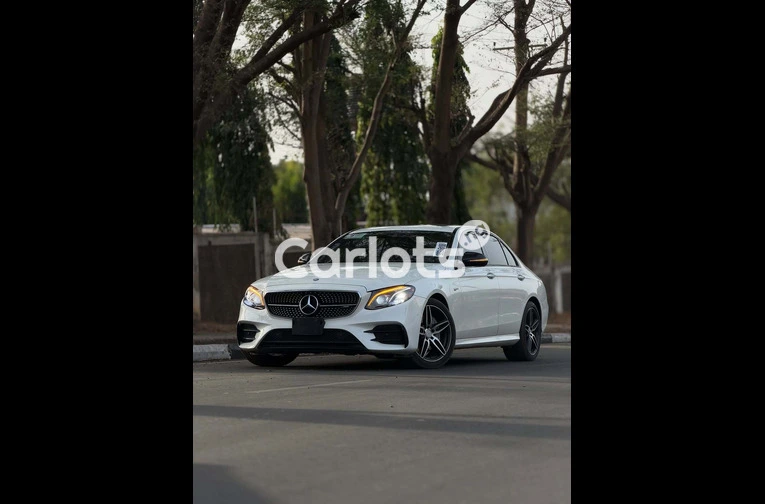 2017 Mercedes-Benz E43 AMG