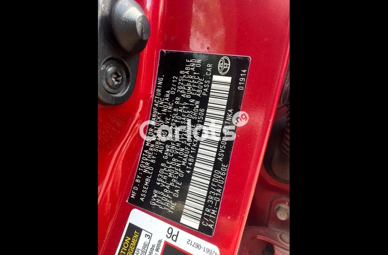 2013 TOYOTA CAMRY L E - 5/7