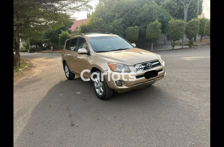 2010 FIRST BODY TOYOTA RAV4 4CYL - 1/7