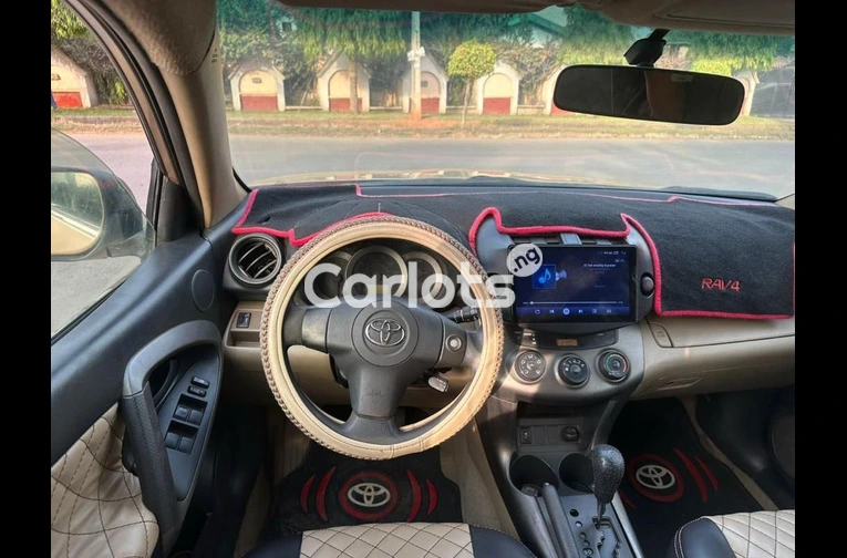 Nigerian Used 2010 FIRST BODY TOYOTA RAV4 4CYL for sale in Abuja, FCT - photo 3 of 7