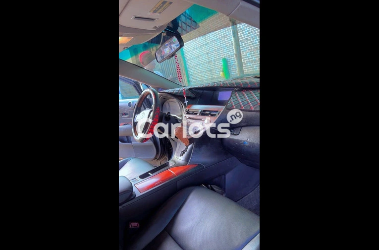 CLEAN REGISTERED 2011⬆️2015 LEXUS RX350 for sale in Ojo, Lagos - thumbnail 2
