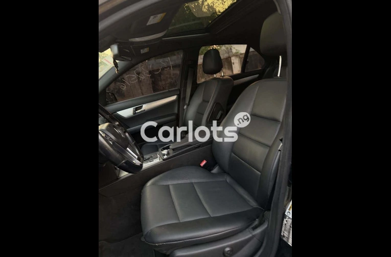 2013 Mercedes Benz C300 Foreign Used for sale in Asokoro, FCT - photo 5 of 7