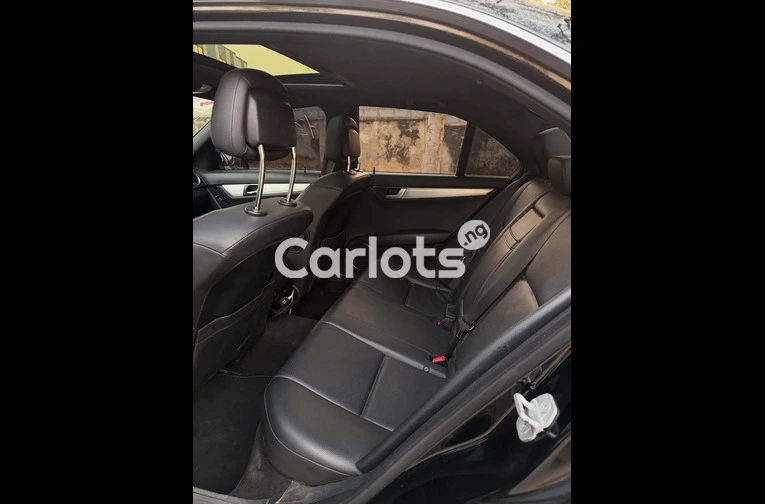 2013 Mercedes Benz C300 Foreign Used for sale in Asokoro, FCT - photo 6 of 7