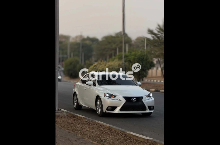 2014 Lexus IS250 Foreign Used for sale in Asokoro, FCT - photo 2 of 7