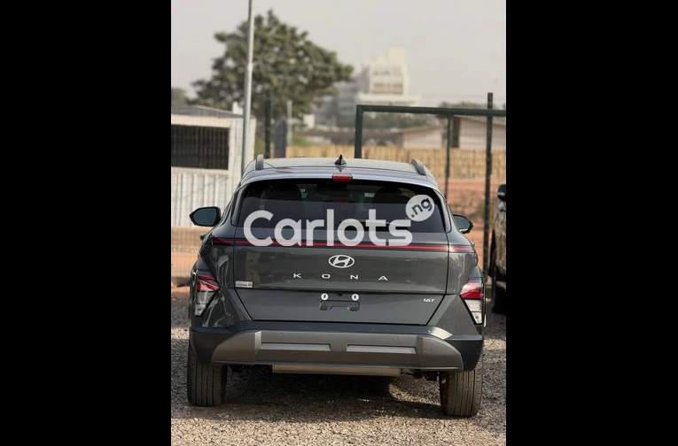 HYUNDAI KONA 2025 - 6/7