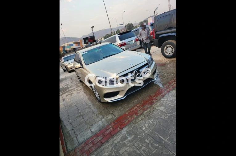 Nigerian Used 2014 UPGRADED MERCEDES BENZ E350 for sale in Abuja, FCT - photo 1 of 7