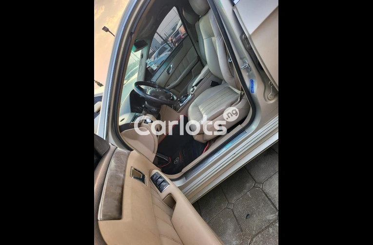 Nigerian Used 2014 UPGRADED MERCEDES BENZ E350 for sale in Abuja, FCT - photo 3 of 7