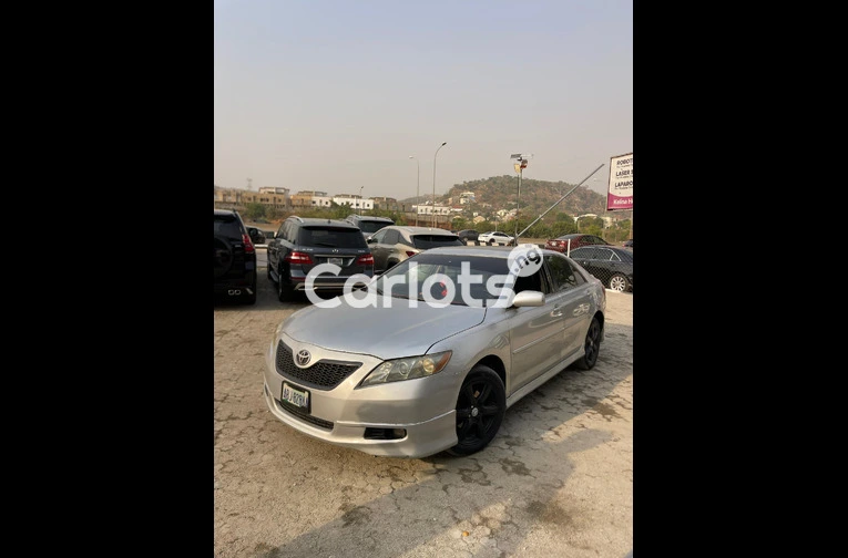 Registered 2008 Toyota Camry for sale in Abuja, FCT - thumbnail 6