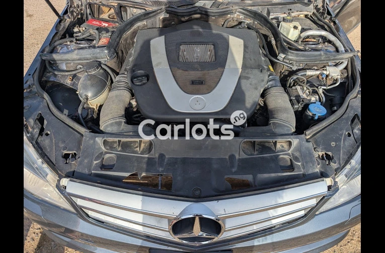 2011 Mercedes Benz C300 - 3/7