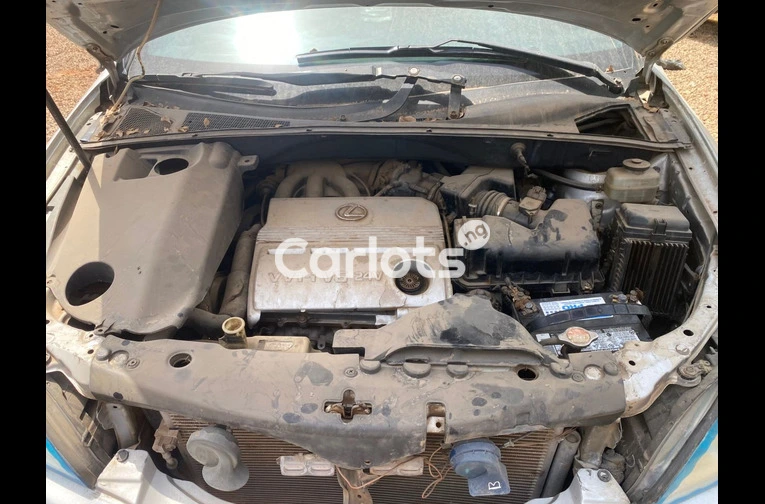 Nigerian Used Registered 2007  Lexus Rx 330 for sale in Abuja - thumbnail 5
