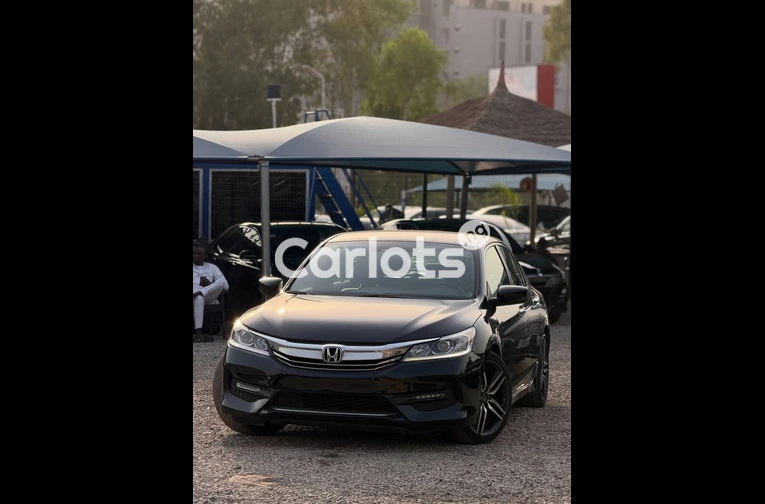 Foreign Used 2017 Honda Accord LX - 1/7