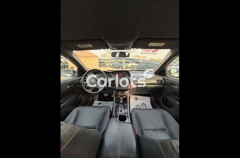 Foreign Used 2017 Honda Accord LX for sale in Abuja, FCT - thumbnail 2