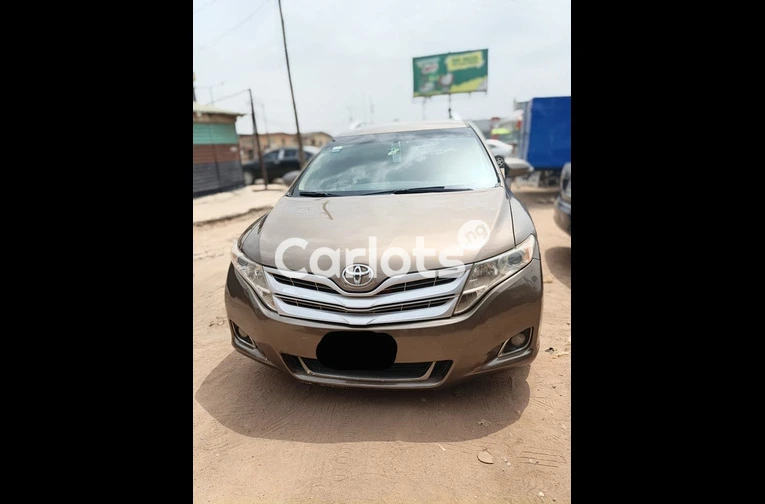 2013 TOYOTA VENZA LE 4CYL