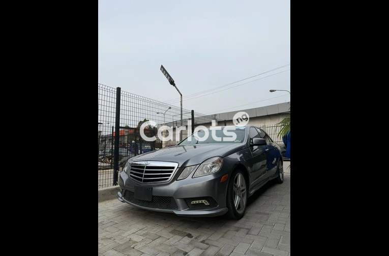 BRIEFLY USED 2010 MERCEDES BENZ E350 4MATIC