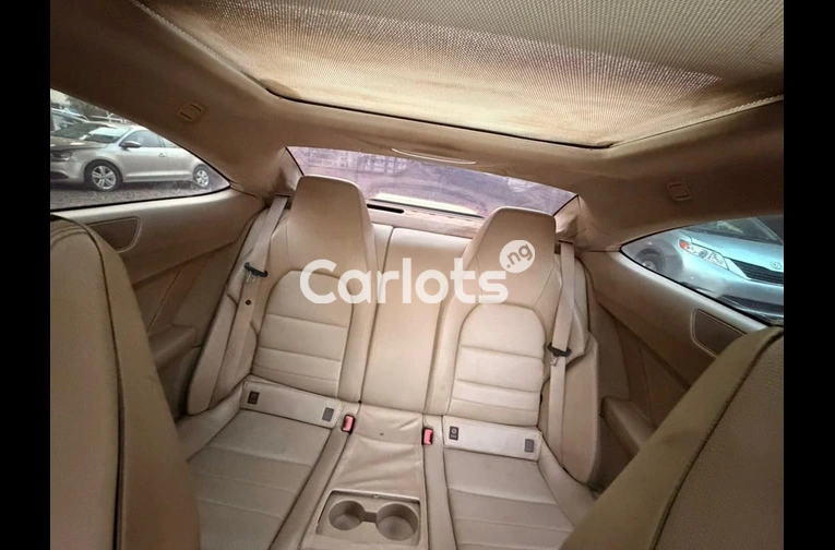 Nigerian Used 2013 MERCEDES BENZ C350 COUPE for sale in Abuja, FCT - photo 4 of 6