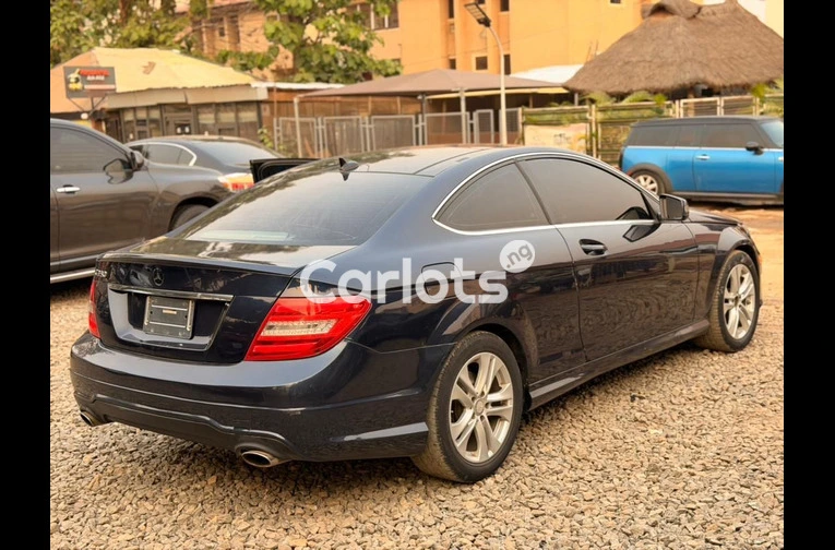 Nigerian Used 2013 MERCEDES BENZ C350 COUPE for sale in Abuja, FCT - thumbnail 5