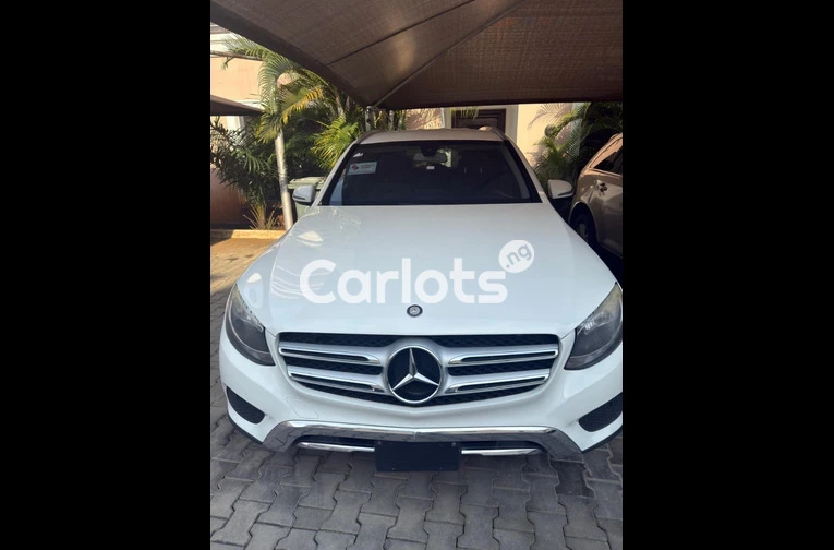 2016 Mercedes Benz GLC 300 Foreign used Accident free