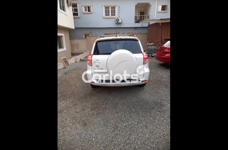 FOREIGN USED 2010 TOYOTA RAV4 LIMITED V6 for sale in Lagos, Lagos - photo 7 of 7