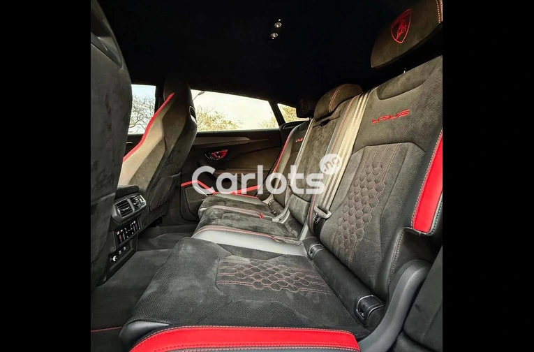 Foreign Used 2024 LAMBORGHINI URUS PERFORMANTE for sale in Abuja, FCT - photo 6 of 7