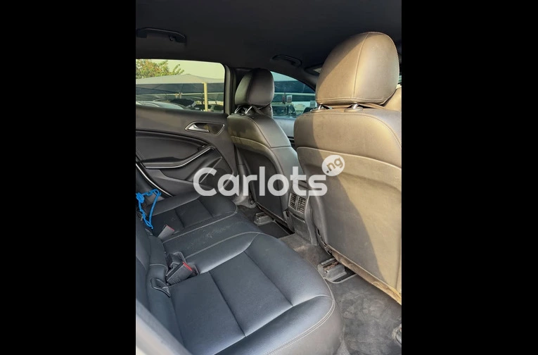 Extremely Clean 2016 Mercedes GLA 250 - 4/7