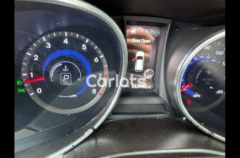 FOREIGN USED 2013 HYUDIA SANTA FE LIMITED FULL OPTION for sale in Amuwo Odofin, Lagos - thumbnail 2