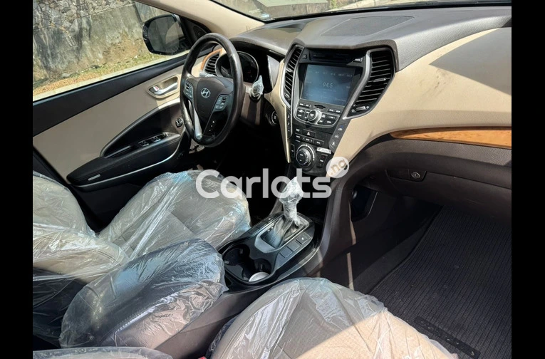 FOREIGN USED 2013 HYUDIA SANTA FE LIMITED FULL OPTION for sale in Amuwo Odofin, Lagos - thumbnail 3