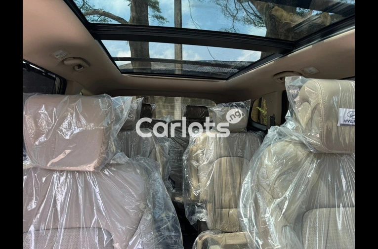 FOREIGN USED 2013 HYUDIA SANTA FE LIMITED FULL OPTION for sale in Amuwo Odofin, Lagos - thumbnail 4