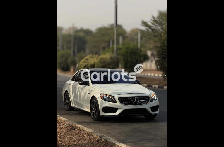Foreign Used 2017 Mercedes-Benz C43 AMG for sale in Asokoro, FCT - photo 3 of 7