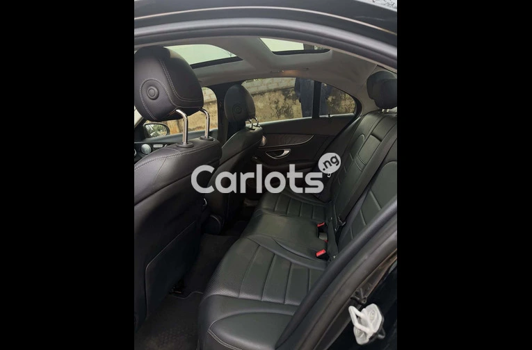 Foreign Used 2015 Mercedes-Benz C300 for sale in Asokoro, FCT - photo 6 of 7