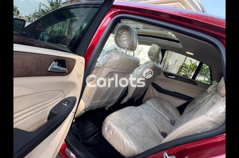 FOREIGN USED 2016 MERCEDES BENZ GLE450 AMG for sale in Lagos - photo 4 of 7