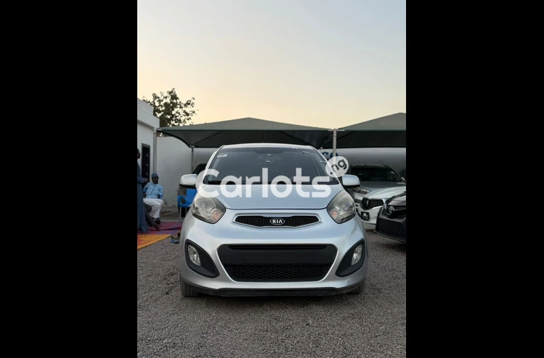 KIA MORNING 2012
