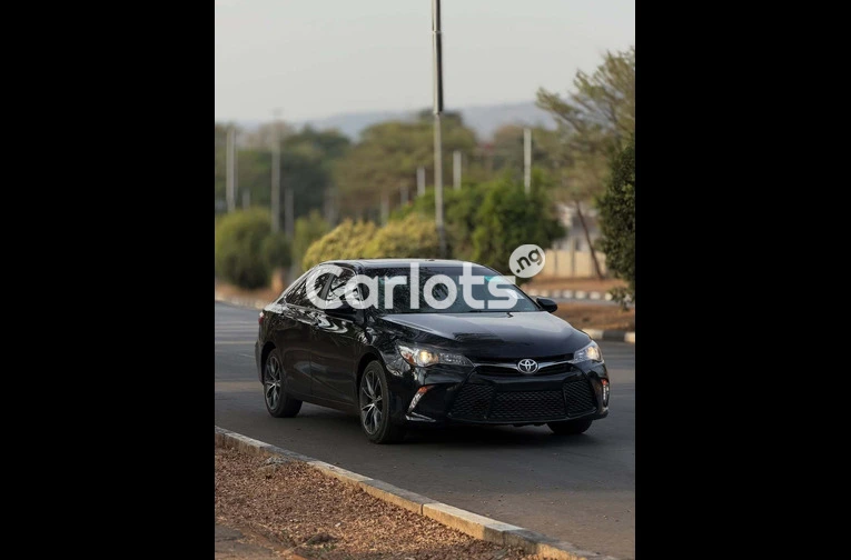 2016 Toyota Camry XSE for sale in Asokoro, FCT - thumbnail 3