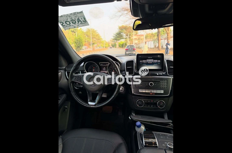 Foreign Used 2016 Mercedes-Benz GLE350 for sale in Asokoro, FCT - photo 4 of 7
