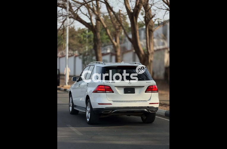 Foreign Used 2016 Mercedes-Benz GLE350 for sale in Asokoro, FCT - thumbnail 6